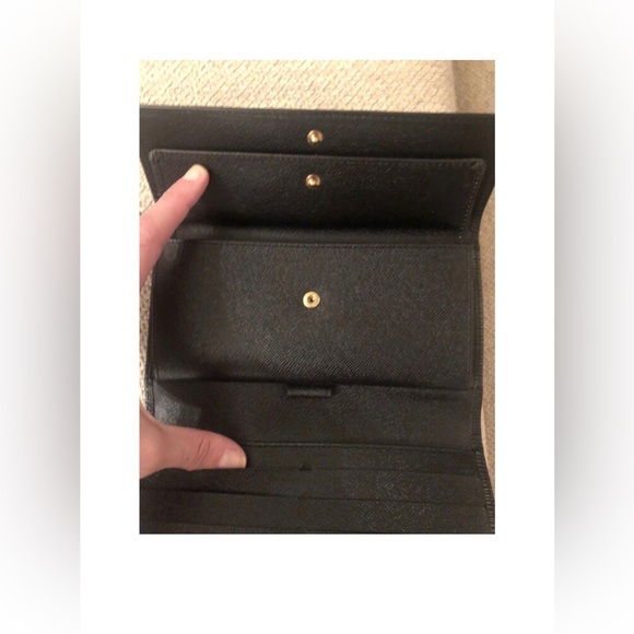 SOLD Louis Vuitton Sarah Leather Wallet. Black. Never used. - Picture 6 of 6